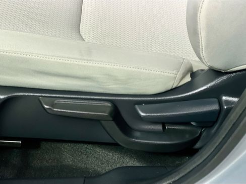 Used 2020 Honda HR-V EX image 15