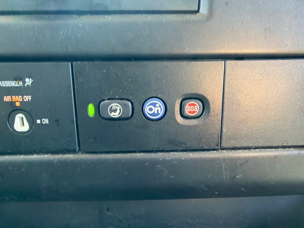 Used 2022 Chevrolet Express 2500 w/ Driver Convenience Package RWD image 23