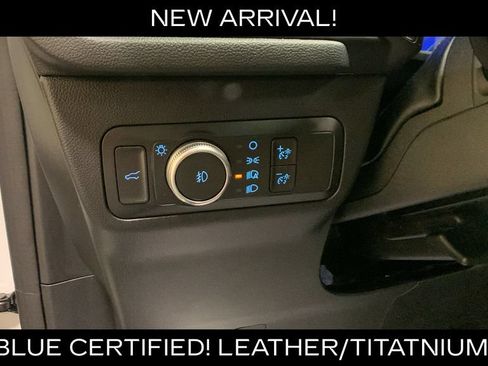 Certified 2022 Ford Escape Titanium w/ Titanium Elite Package AWD/4WD image 33