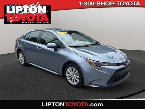 Certified 2023 Toyota Corolla LE w/ LE Premium Package image 1