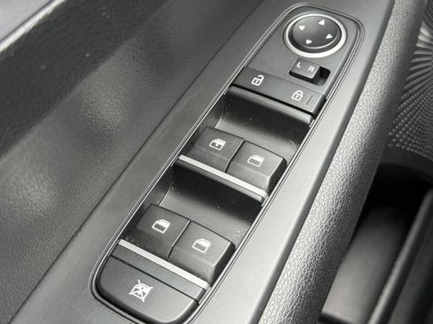 Used 2024 Kia Forte LXS w/ LXS Technology Package FWD image 20