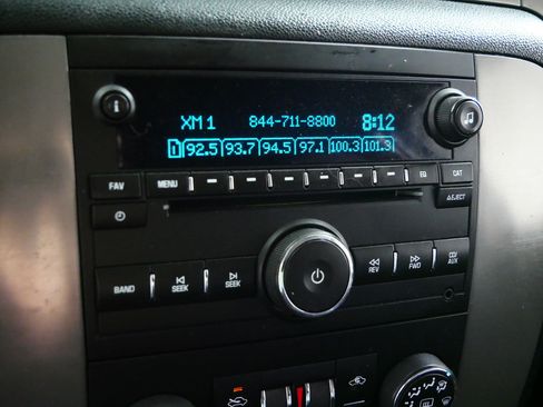 Used 2009 Chevrolet Avalanche LS w/ Convenience Package #1 AWD/4WD image 22