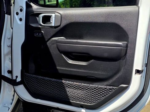 Used 2019 Jeep Wrangler Unlimited Rubicon AWD/4WD image 44