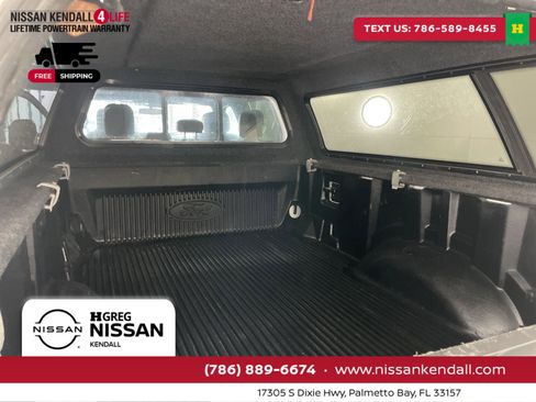 Used 2022 Ford F350 Platinum w/ FX4 Off-Road Package image 29