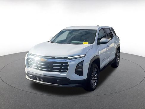 Used 2025 Chevrolet Equinox LT image 7