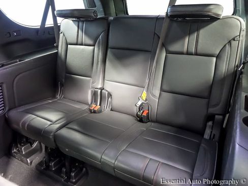 Used 2024 Chevrolet Suburban RST w/ Luxury Package AWD/4WD image 12