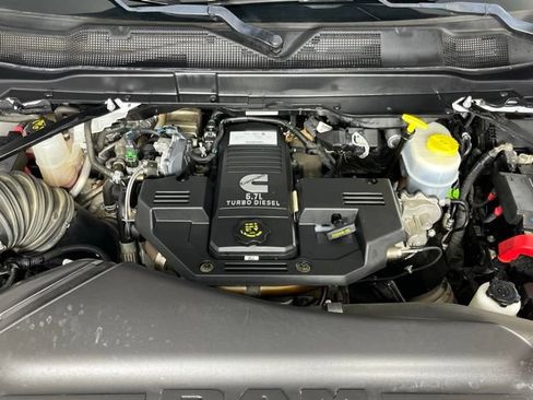 Used 2021 RAM 3500 Limited AWD/4WD image 11