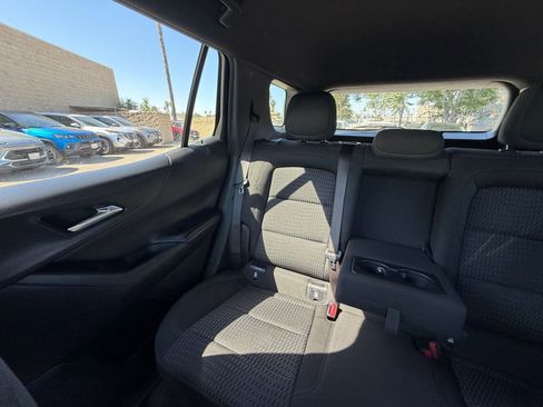 Used 2025 Chevrolet Equinox LT FWD image 40
