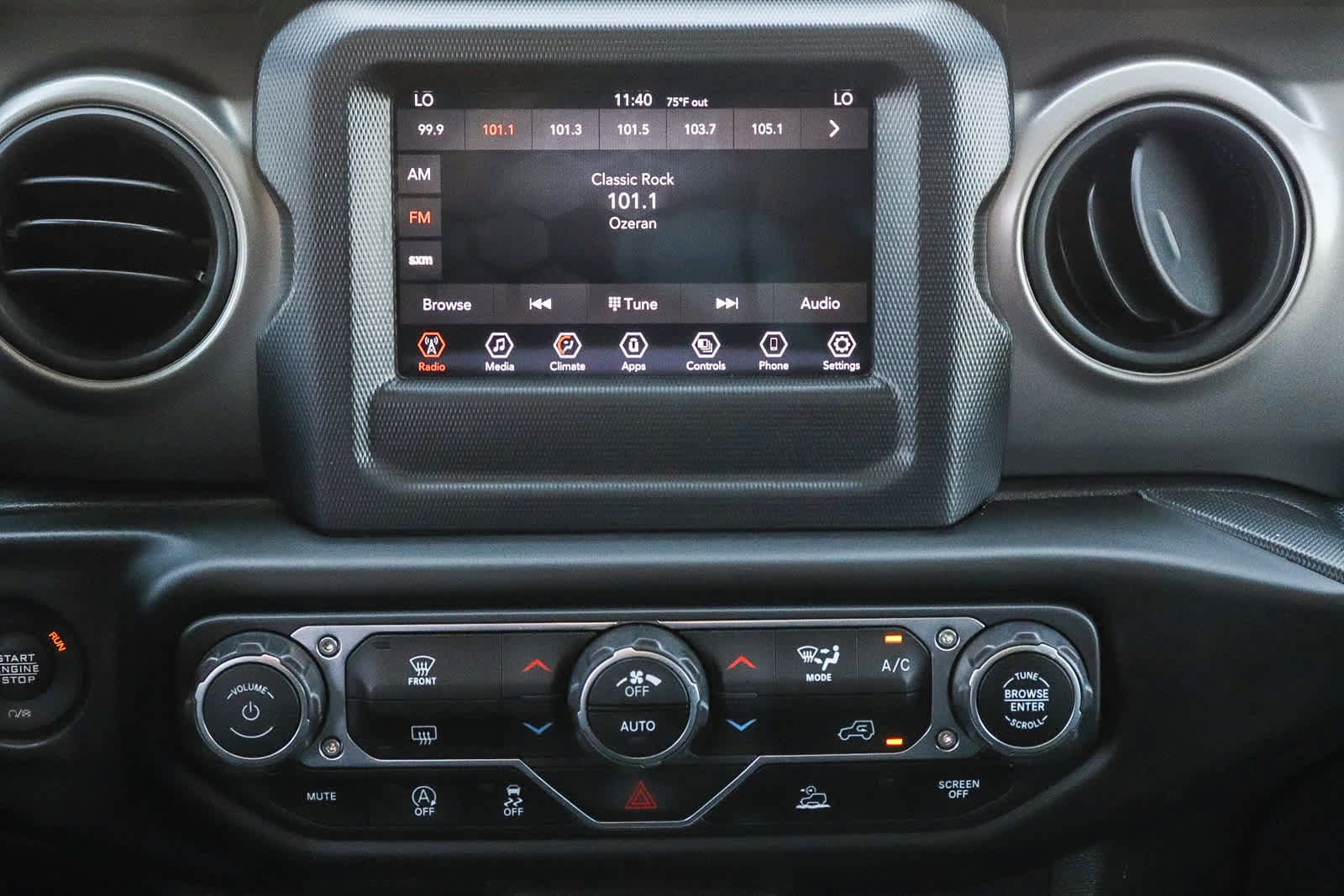 Used 2021 Jeep Wrangler Unlimited Sport AWD/4WD image 20