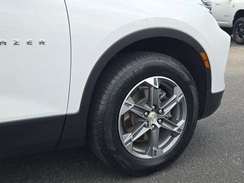 Used 2023 Chevrolet Blazer LT FWD image 19