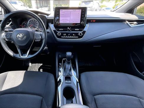 Used 2022 Toyota Corolla SE FWD image 9