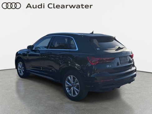 Used 2024 Audi Q3 2.0T Premium w/ Convenience Package AWD/4WD image 2