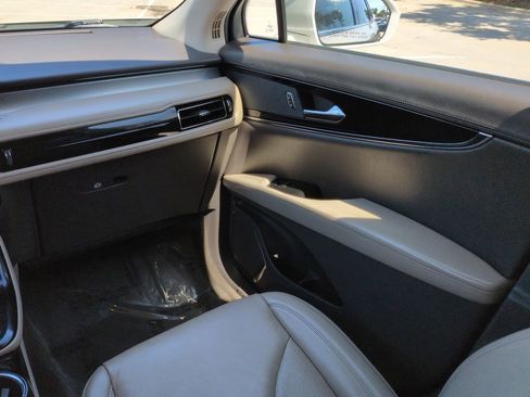 Used 2021 Lincoln Nautilus FWD w/ Equipment Group 101A image 17