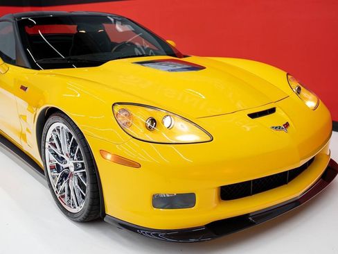 Used 2010 Chevrolet Corvette ZR1 w/ Preferred Equipment Group RWD image 60
