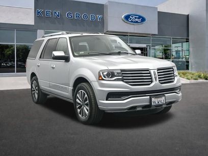 Used 2017 Lincoln Navigator Select