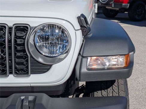 New 2026 Jeep Gladiator Sport image 10