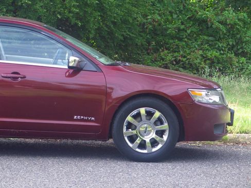 Used 2006 Lincoln Zephyr FWD image 25