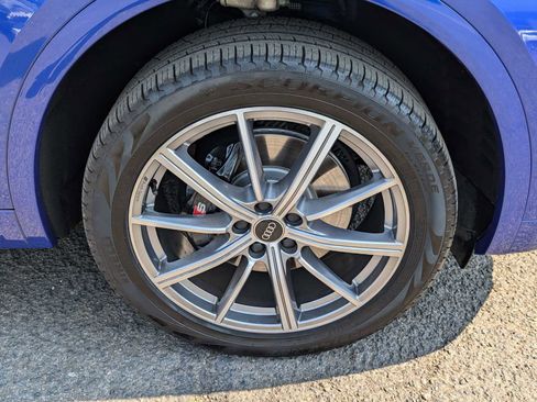 Used 2022 Audi SQ5 Prestige image 9