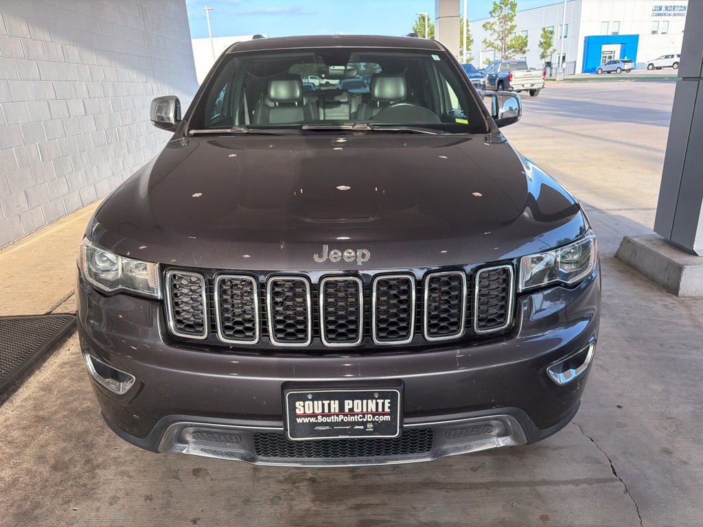 Used 2017 Jeep Grand Cherokee Limited AWD/4WD image 2