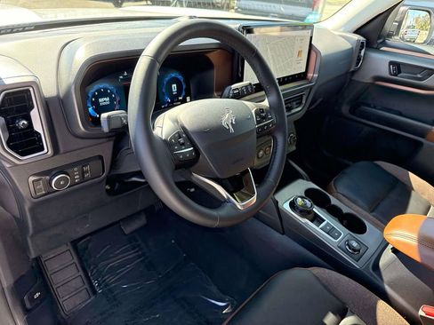 Used 2025 Ford Bronco Sport Outer Banks w/ Outer Banks Tech Package+ image 27