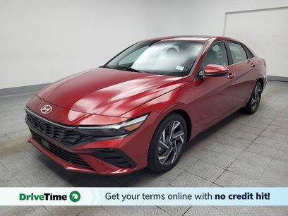 Used 2025 Hyundai Elantra Limited