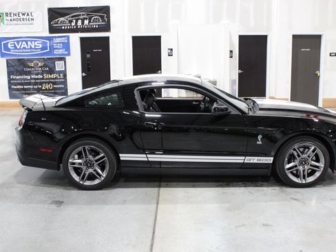 Used 2010 Ford Mustang Shelby GT500 image 37