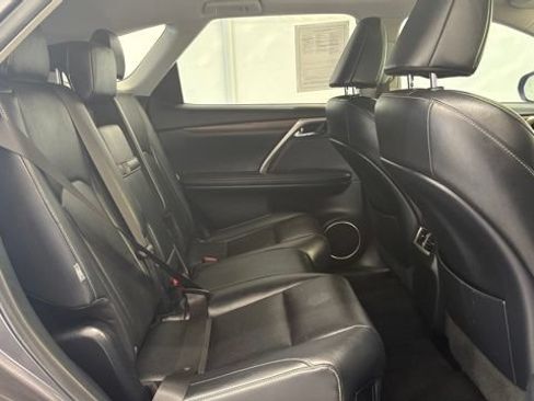 Used 2022 Lexus RX 350L Premium w/ Premium Package AWD/4WD image 32