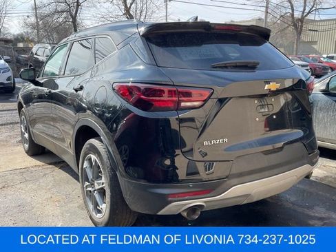 Certified 2024 Chevrolet Blazer LT w/ Convenience Package image 2