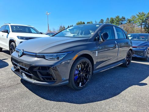 New 2026 Volkswagen Golf image 3