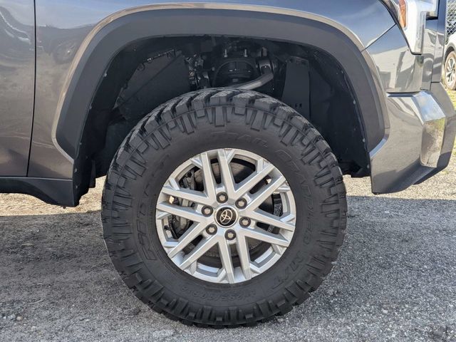 Used 2024 Toyota Tundra SR5 w/ SR5 Convenience Package AWD/4WD image 8