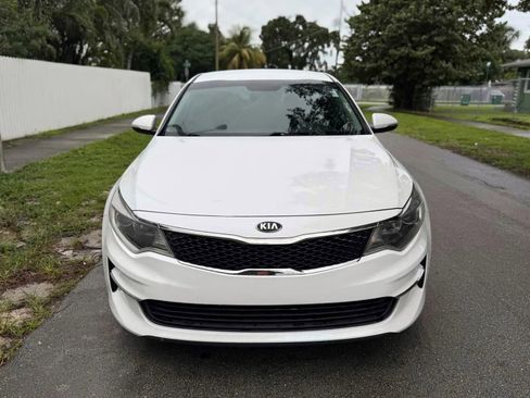 Used 2018 Kia Optima LX FWD image 5