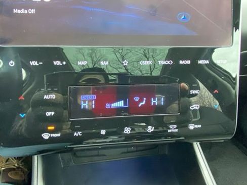 Used 2023 Hyundai Tucson Limited AWD/4WD image 23