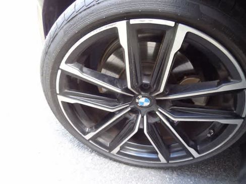 Used 2024 BMW 230i Coupe w/ Premium Package RWD image 38