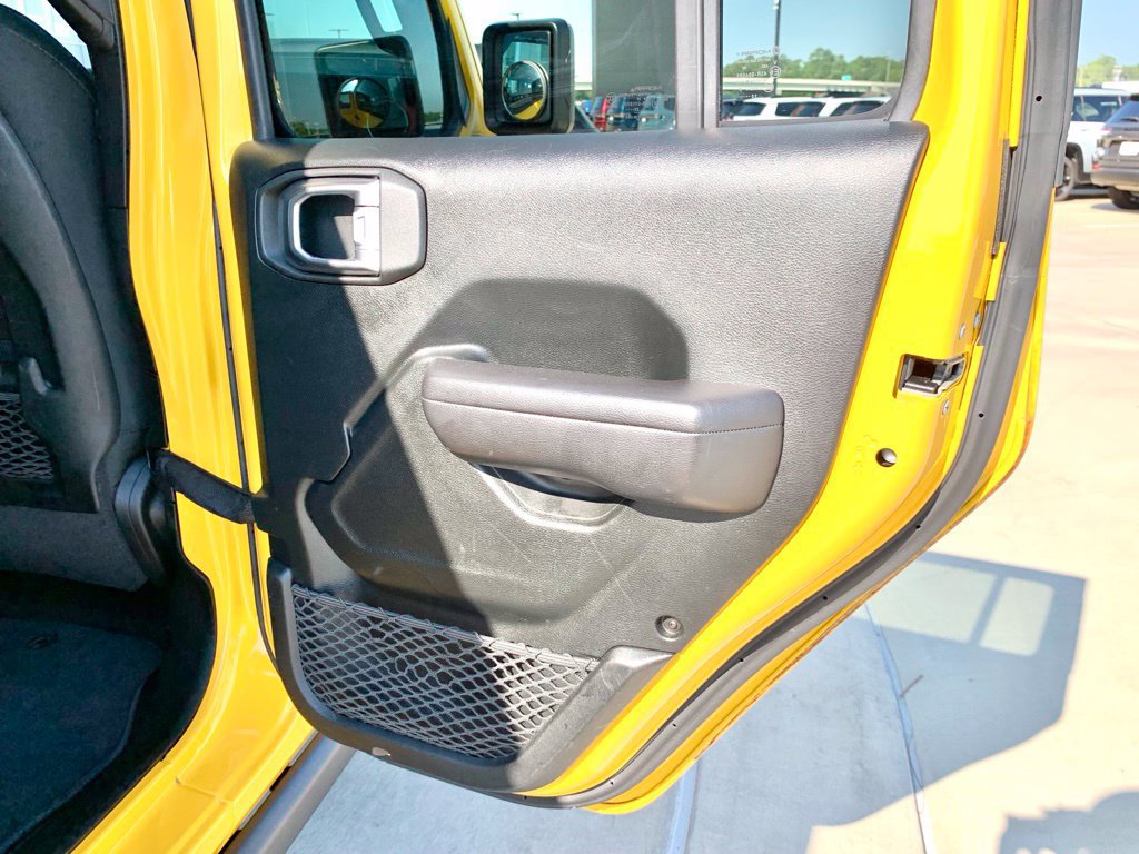 Used 2021 Jeep Wrangler Unlimited Rubicon AWD/4WD image 21
