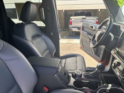 Used 2023 Ford Bronco Outer Banks AWD/4WD image 35