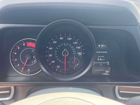 Used 2023 Hyundai Elantra SEL FWD image 25