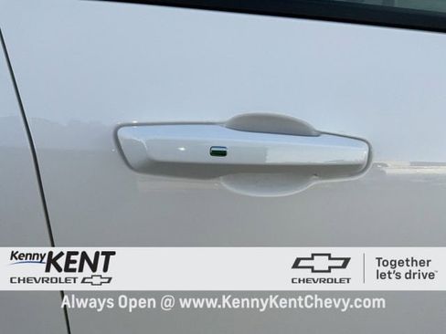 Certified 2025 Chevrolet Equinox LT image 14