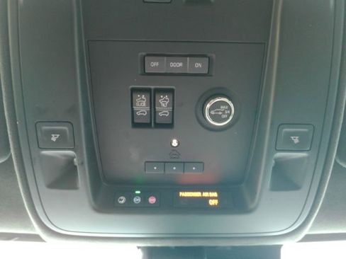 Used 2019 Cadillac Escalade Platinum image 54