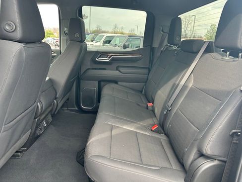 Used 2024 Chevrolet Silverado 1500 LT AWD/4WD image 23