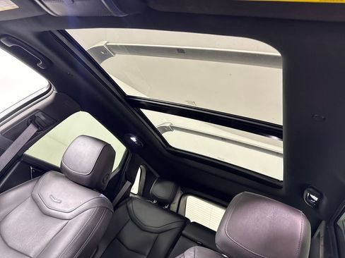 Used 2021 Cadillac XT5 Premium Luxury image 18