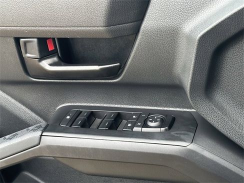 Certified 2025 Toyota Tacoma SR5 image 24