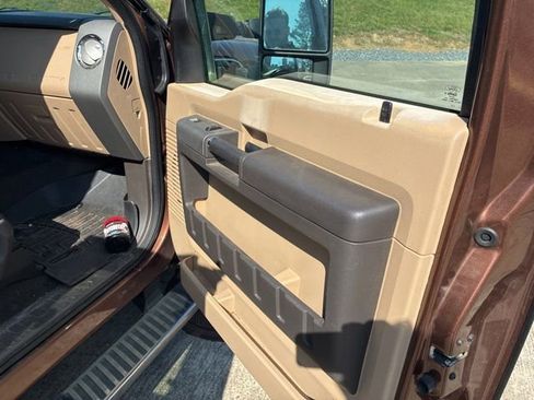 Used 2012 Ford F350 Lariat w/ Chrome Pkg RWD image 28