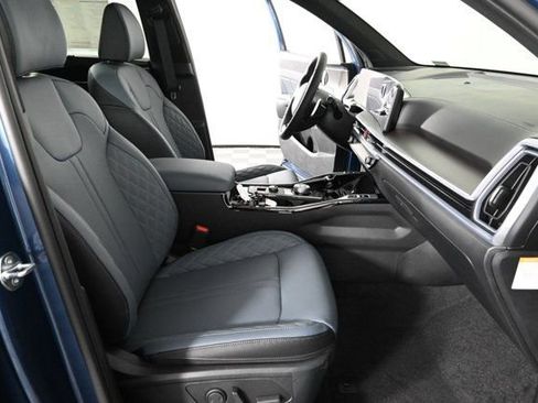 Certified 2025 Kia Sorento SX Prestige image 13