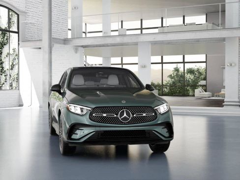 Used 2026 Mercedes-Benz GLC 300 4MATIC image 7