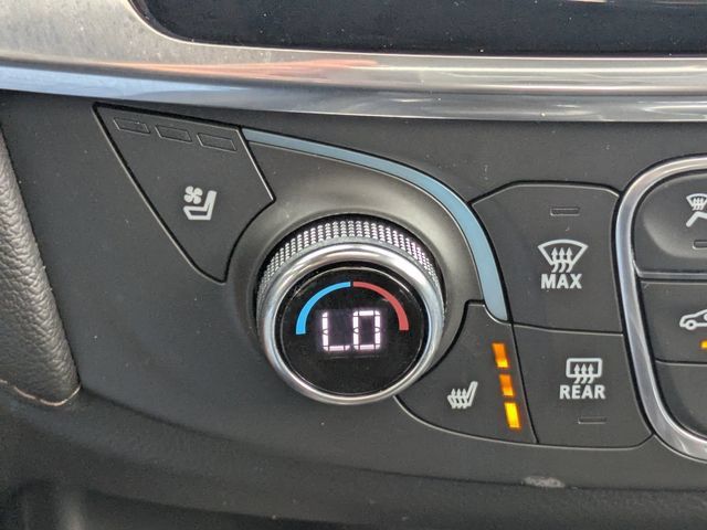 Used 2022 Chevrolet Traverse High Country FWD image 24