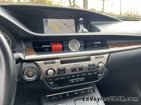 Used 2014 Lexus ES 350 image 36