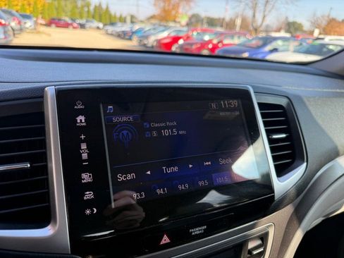 Used 2018 Honda Pilot EX-L image 31