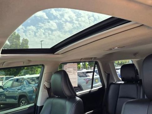 Used 2018 Toyota 4Runner SR5 image 16