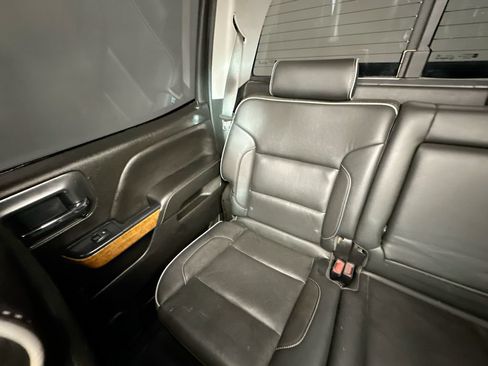 Used 2018 Chevrolet Silverado 2500 High Country w/ Duramax Plus Package AWD/4WD image 12