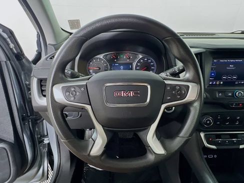 Used 2024 GMC Terrain SLE AWD/4WD image 12